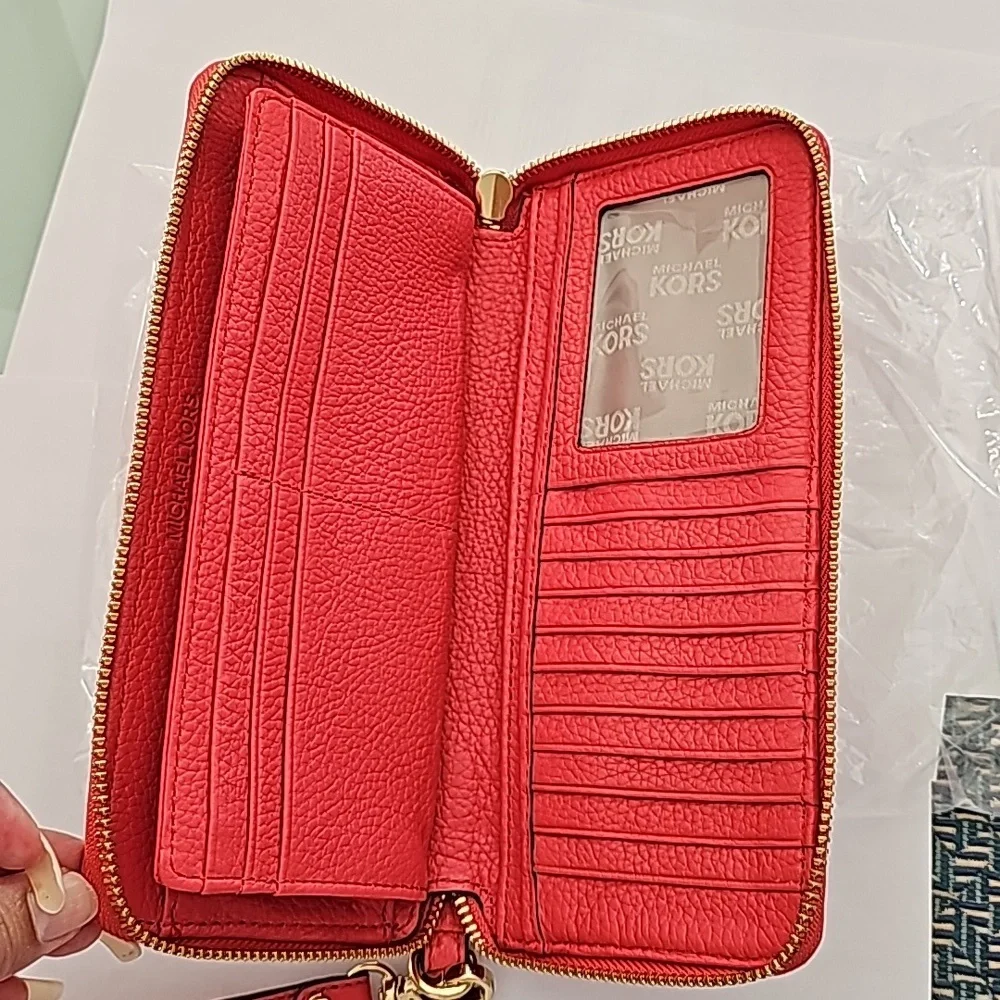 MK Wallet - Picture 6 of 8